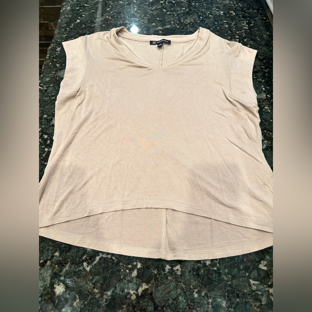 2/$10 or 3/$12 ❤️ INC International Concepts Small Light Tan/Cream V-Neck Top
